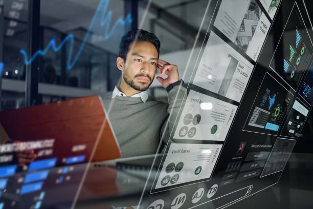 A IA transforma a análise de mercado ao processar dados, identificar padrões e gerar insights para decisões estratégicas mais rápidas.